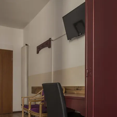 Hb Center Готель