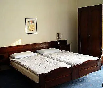 Hotel Hb 2*