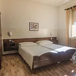 Hotel Hb Center 2*